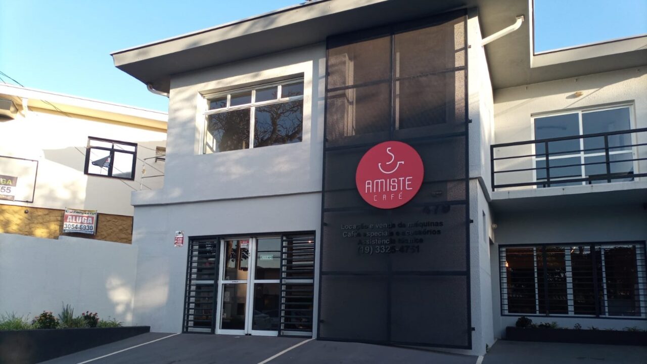 Fachada da Amiste Café Campinas
