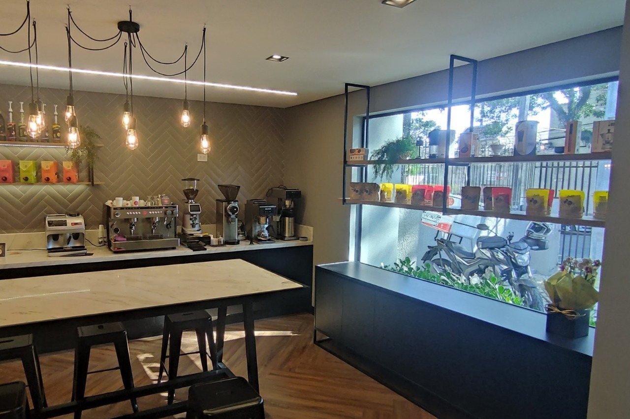 maquinas-vitrine-curitiba