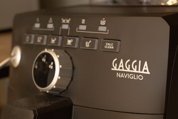 Afinal, alugar uma máquina de café para empresa vale a pena?